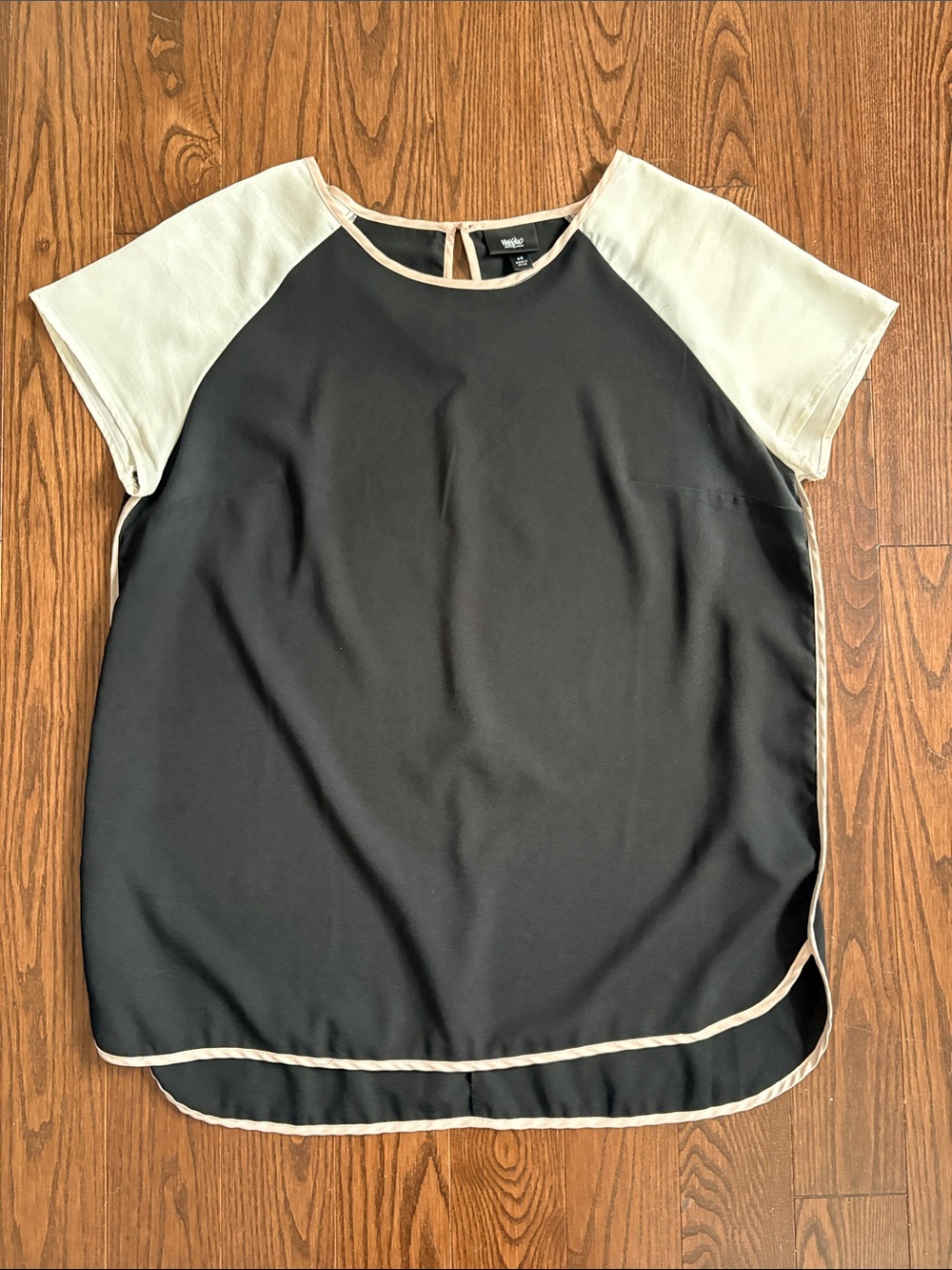 Mossimo Supply Co. Two-Tone Raglan Blouse in Black and Cream